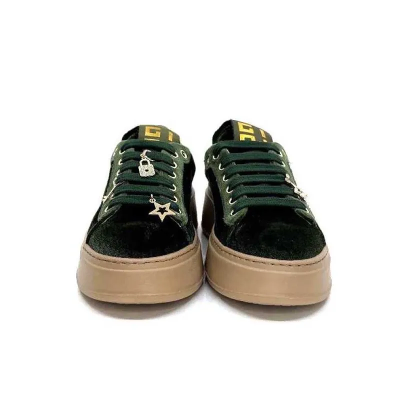 Pia 104A Velour Vert*GioPiu New