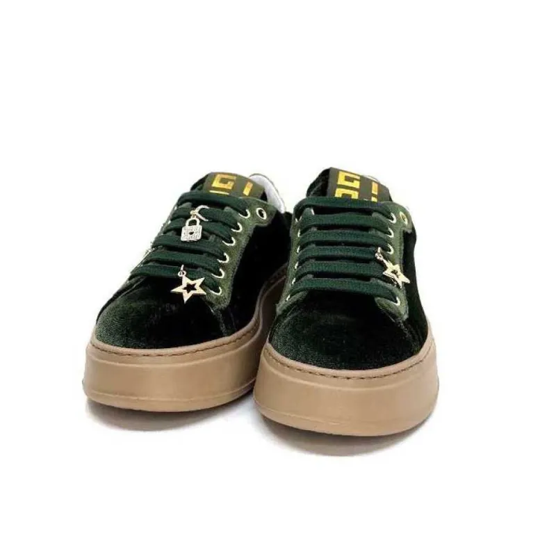 Pia 104A Velour Vert*GioPiu New