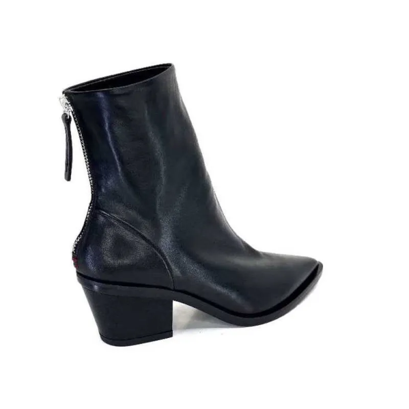 Gema 26 Cuir Noir*Halmanera