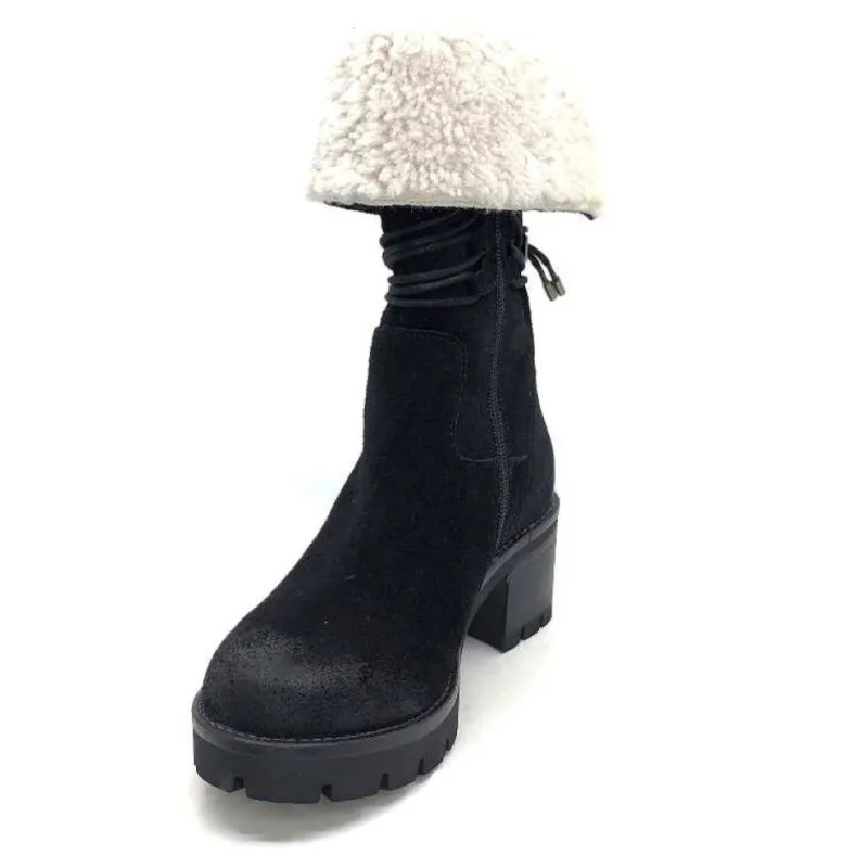 21038 Daim Noir*Manas Hot