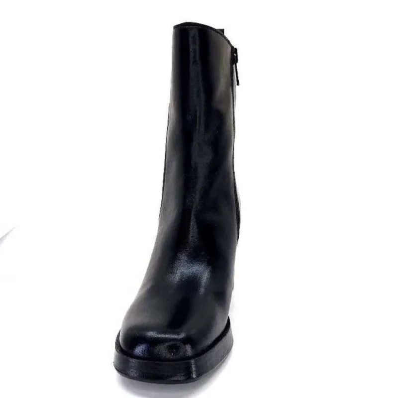 P96212 Cuir Noir*Mjus Clearance