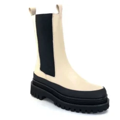 Carmen Cuir Ivory*Paloma Barcelo Hot