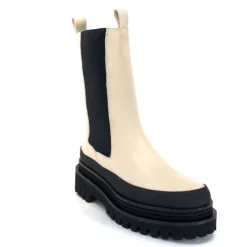 Carmen Cuir Ivory*Paloma Barcelo Hot